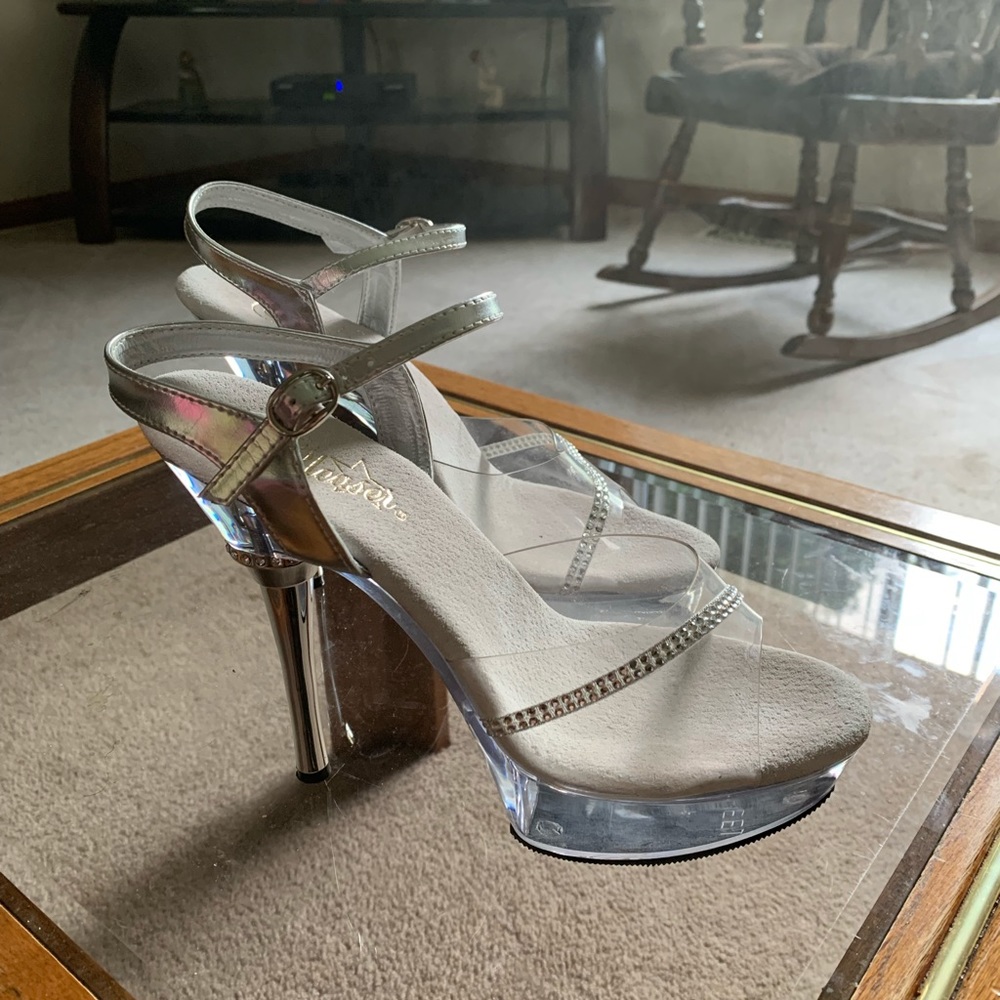 Pleaser Allure 650, 5 1/2” heels, size 9.